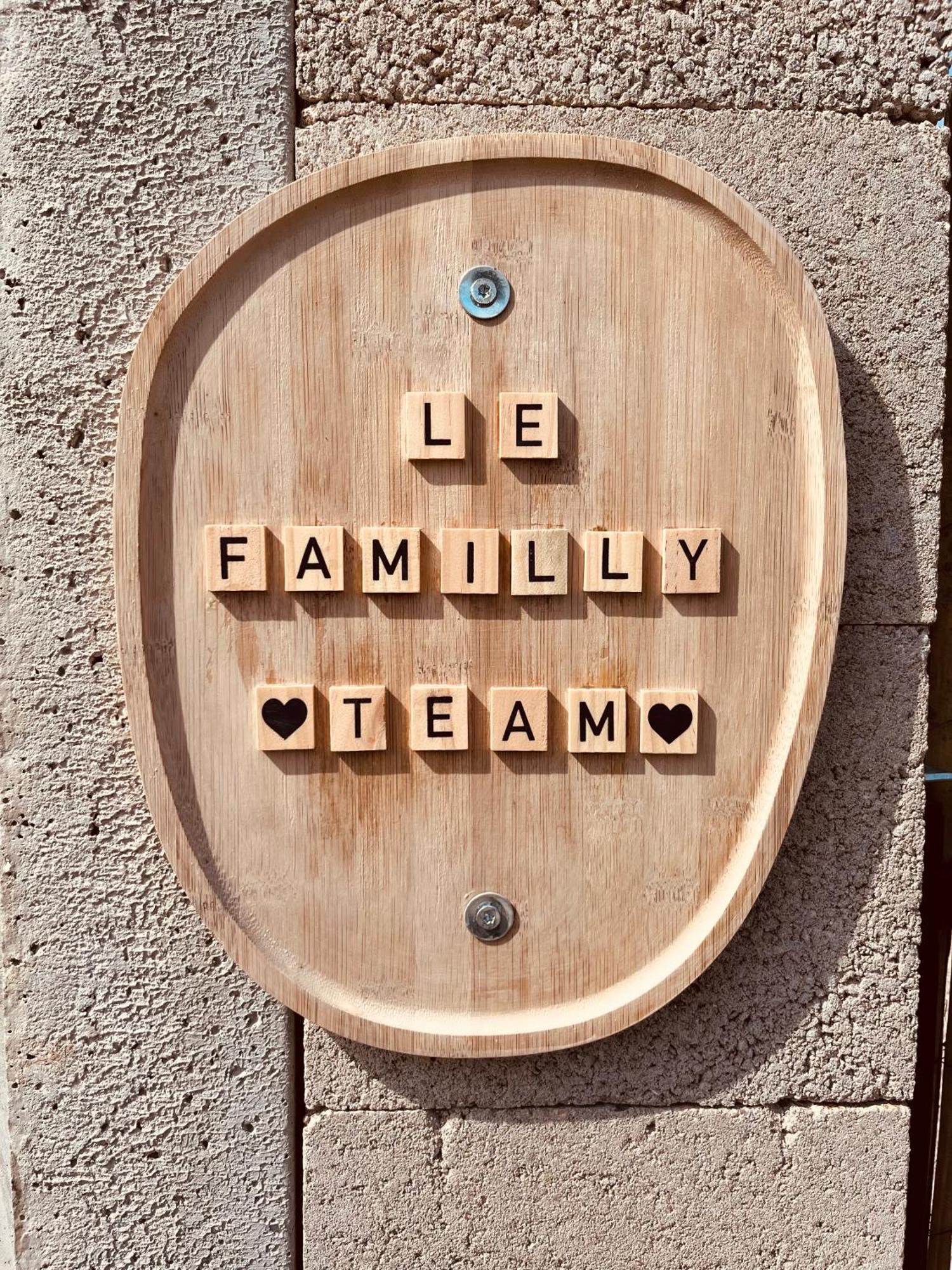 Le Familly Team Hotel Ardres Exterior foto